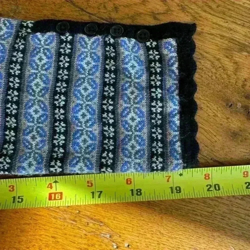 100% Merino Wool Button Up Sweater By Willi Smith Blue and Black Size Small